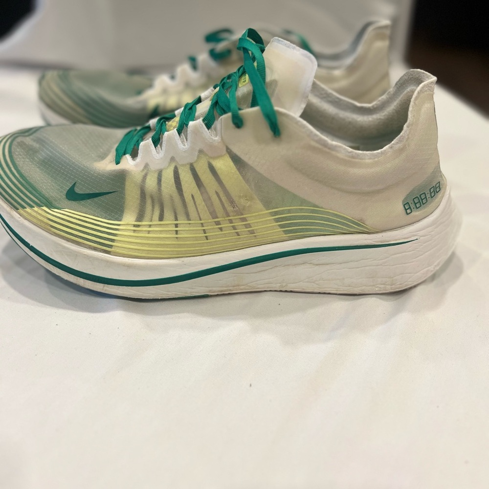 Nike Lab Zoom Fly SP White and Green Sneakers 11.5 Men’s.